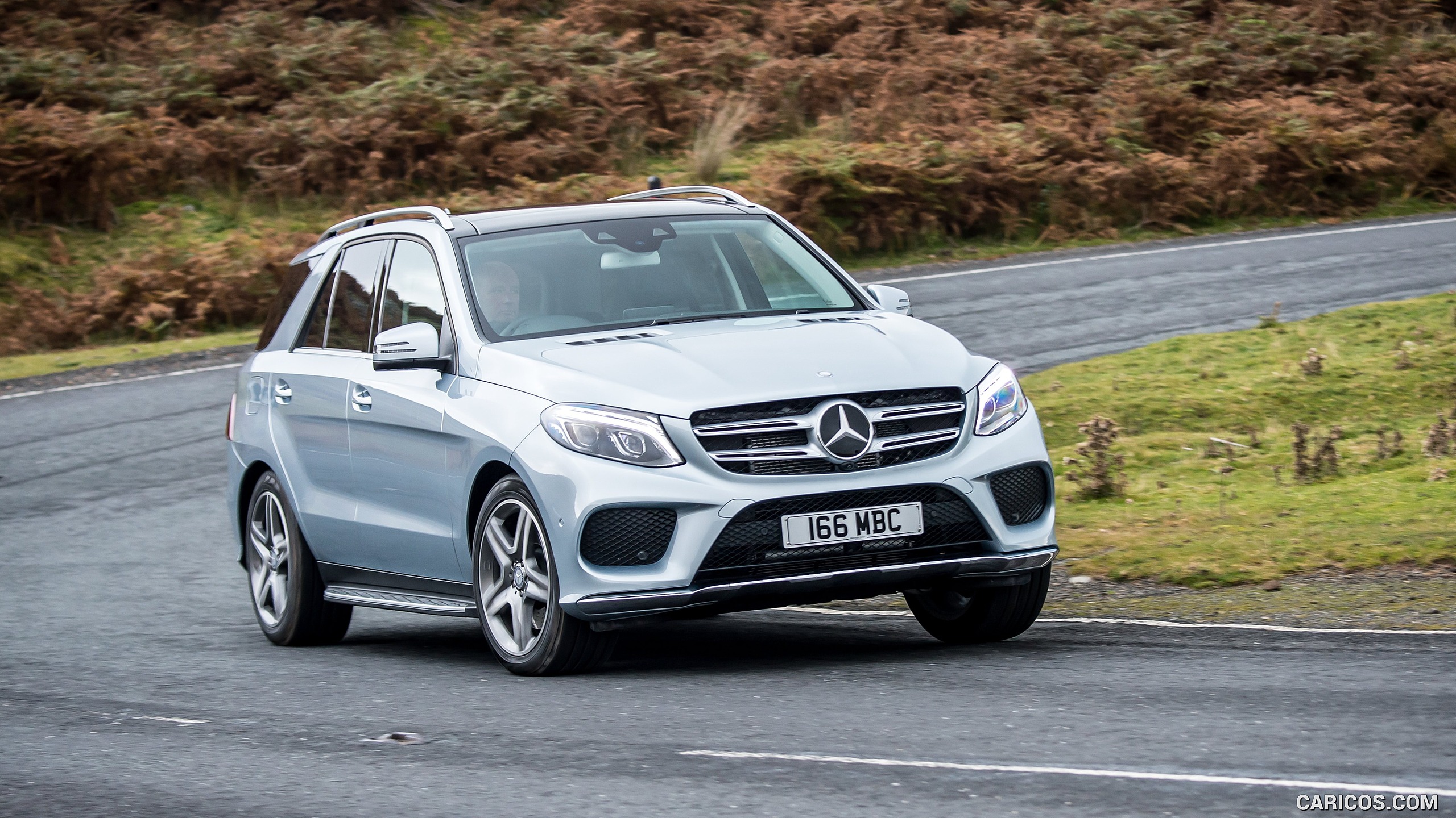 2016 Mercedes-Benz GLE-Class GLE 500e Plug-in-Hybrid AMG Line (UK-Spec) - Front, #111 of 141