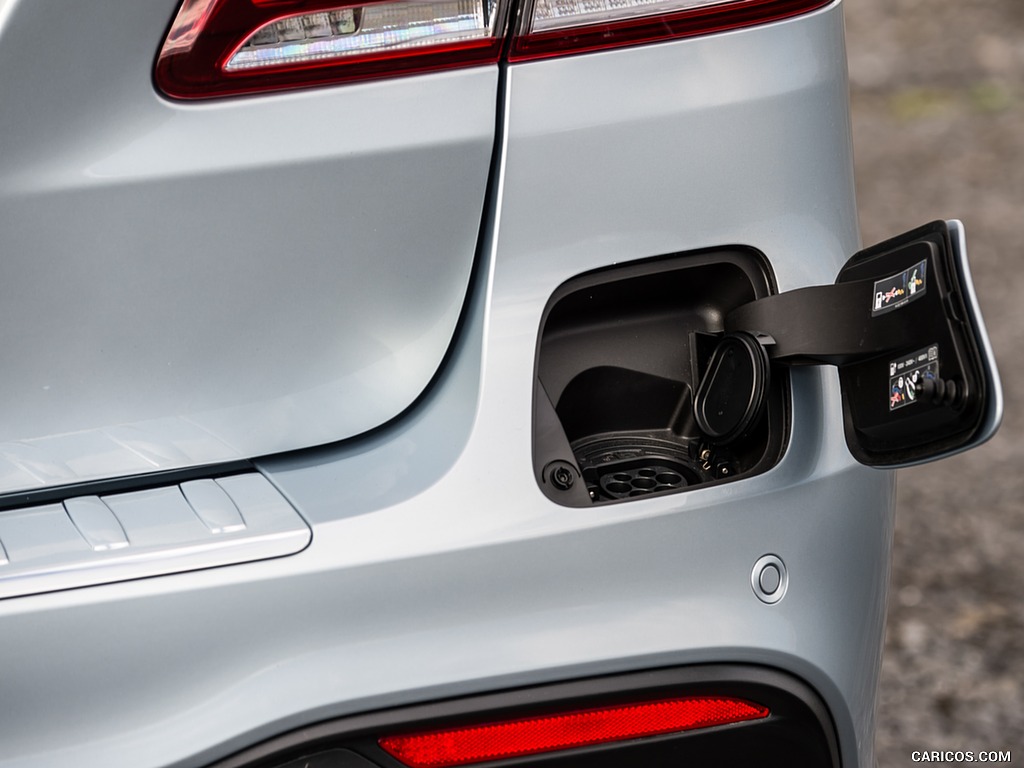 2016 Mercedes-Benz GLE-Class GLE 500e Plug-in-Hybrid AMG Line (UK-Spec) - Detail