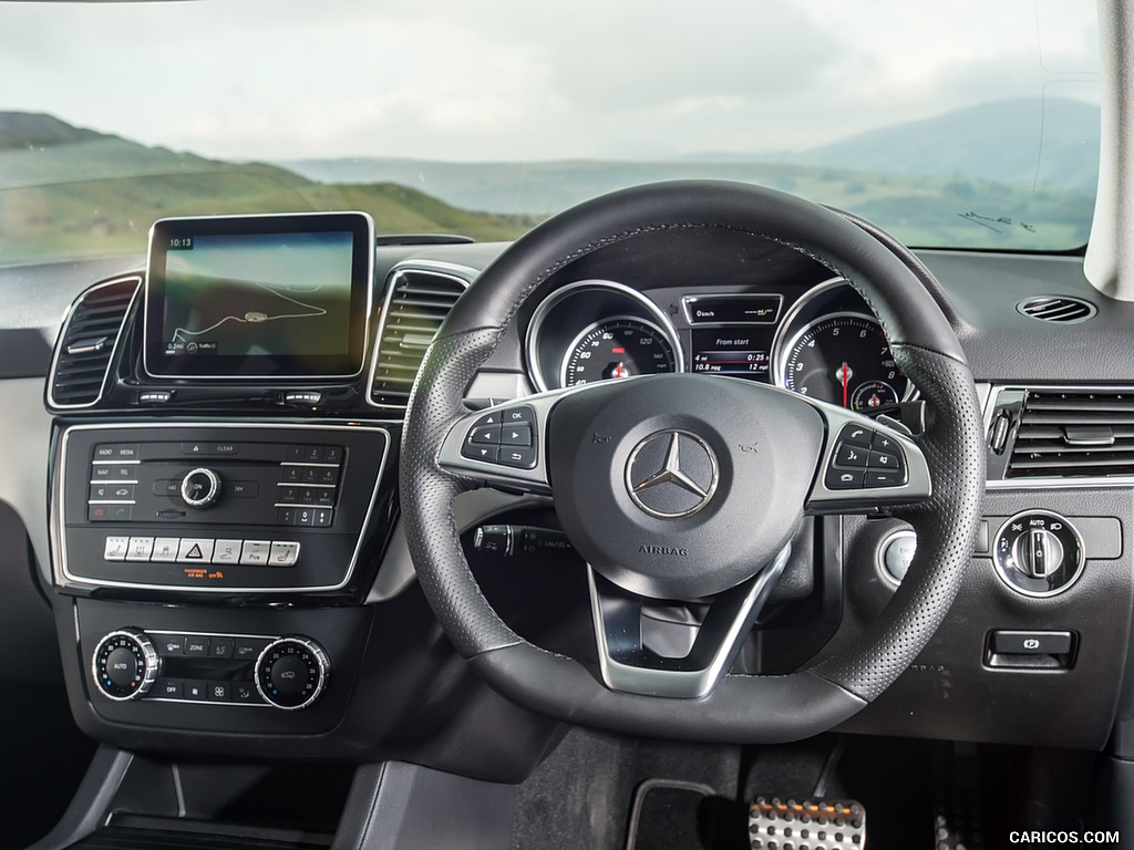 2016 Mercedes-Benz GLE-Class GLE 500e Plug-in-Hybrid AMG Line (UK-Spec) - Interior