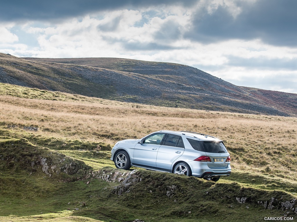 2016 Mercedes-Benz GLE-Class GLE 500e Plug-in-Hybrid AMG Line (UK-Spec) - Off-Road