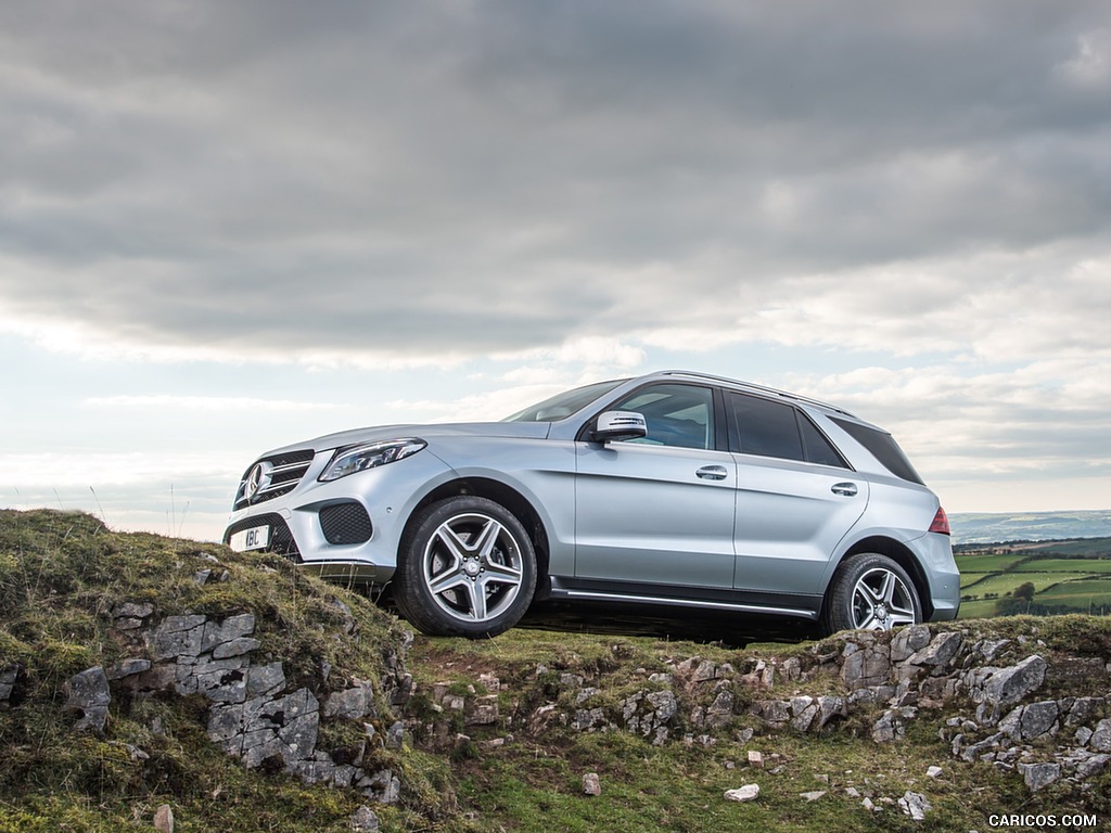 2016 Mercedes-Benz GLE-Class GLE 500e Plug-in-Hybrid AMG Line (UK-Spec) - Off-Road