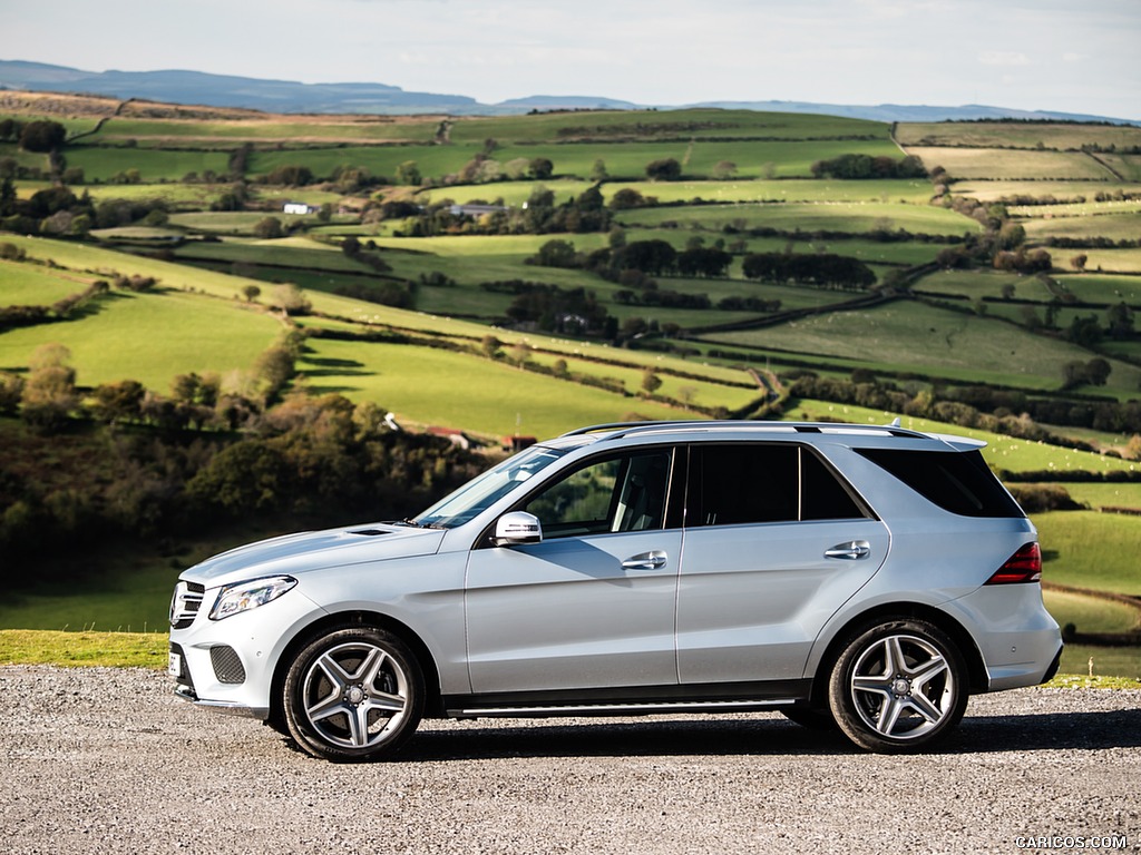 2016 Mercedes-Benz GLE-Class GLE 500e Plug-in-Hybrid AMG Line (UK-Spec) - Side