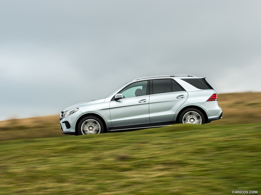 2016 Mercedes-Benz GLE-Class GLE 500e Plug-in-Hybrid AMG Line (UK-Spec) - Side