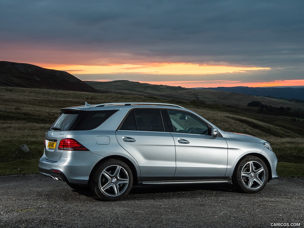 2016 Mercedes-Benz GLE-Class GLE 500e Plug-in-Hybrid AMG Line (UK-Spec) - Side