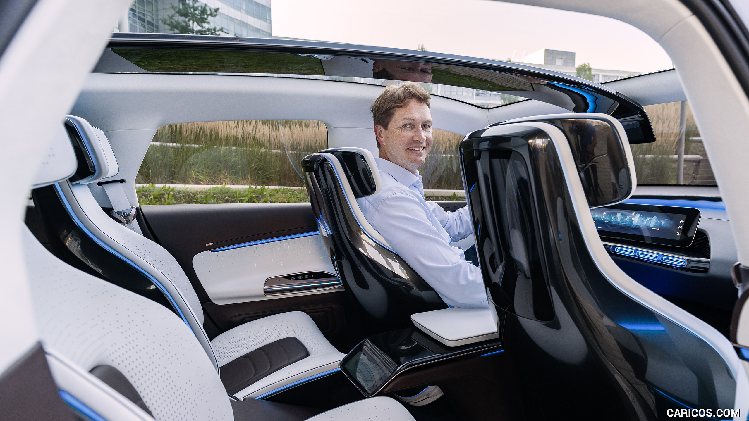 2016 Mercedes-Benz Generation EQ SUV Concept and Ola K..llenius - Interior, Seats, #24 of 50