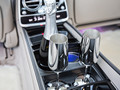 2016 Mercedes-Maybach S-Class S600 - Champagne Glasses - Interior Detail