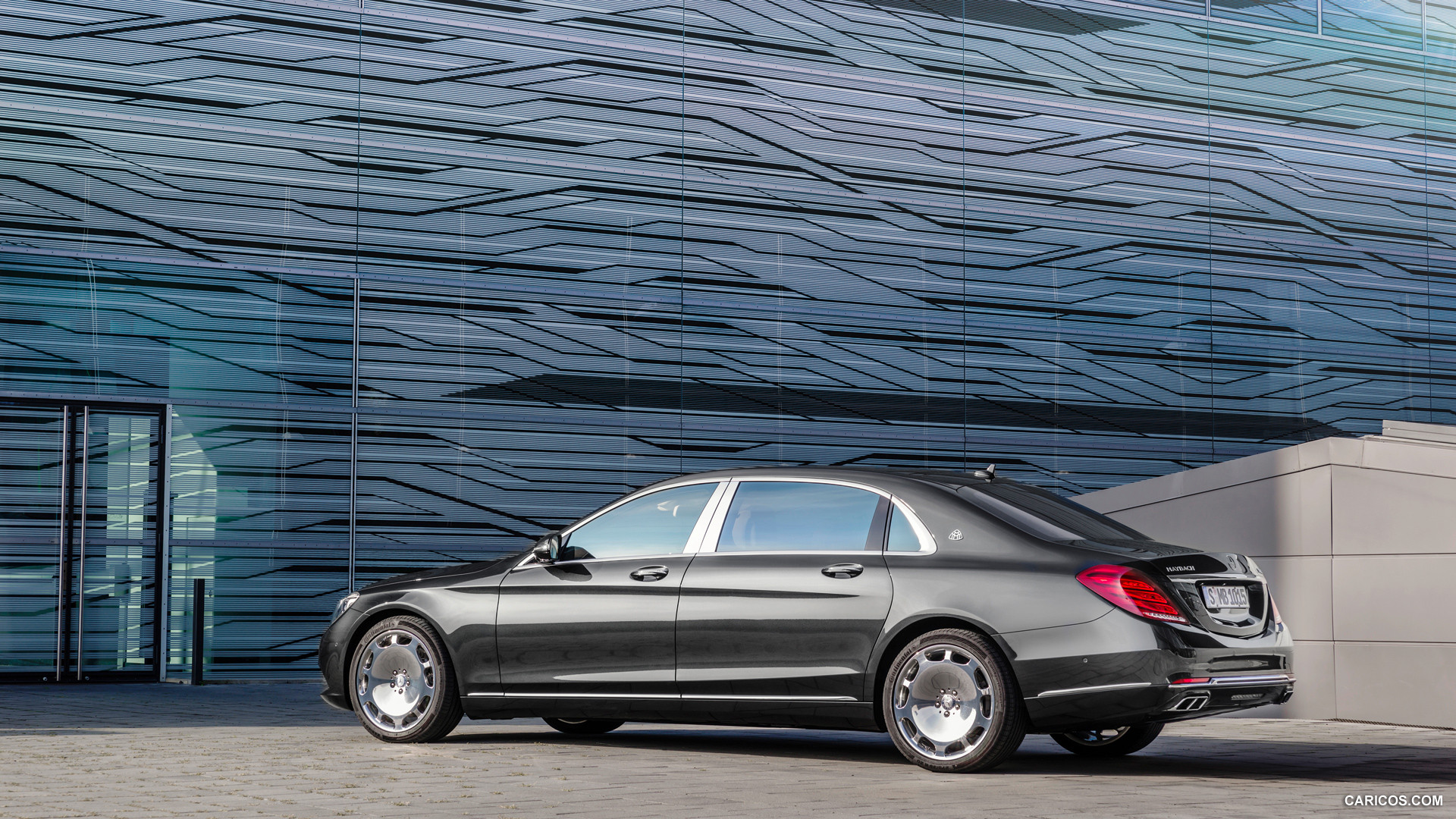 2016 Mercedes-Maybach S-Class S600 - Side, #9 of 225