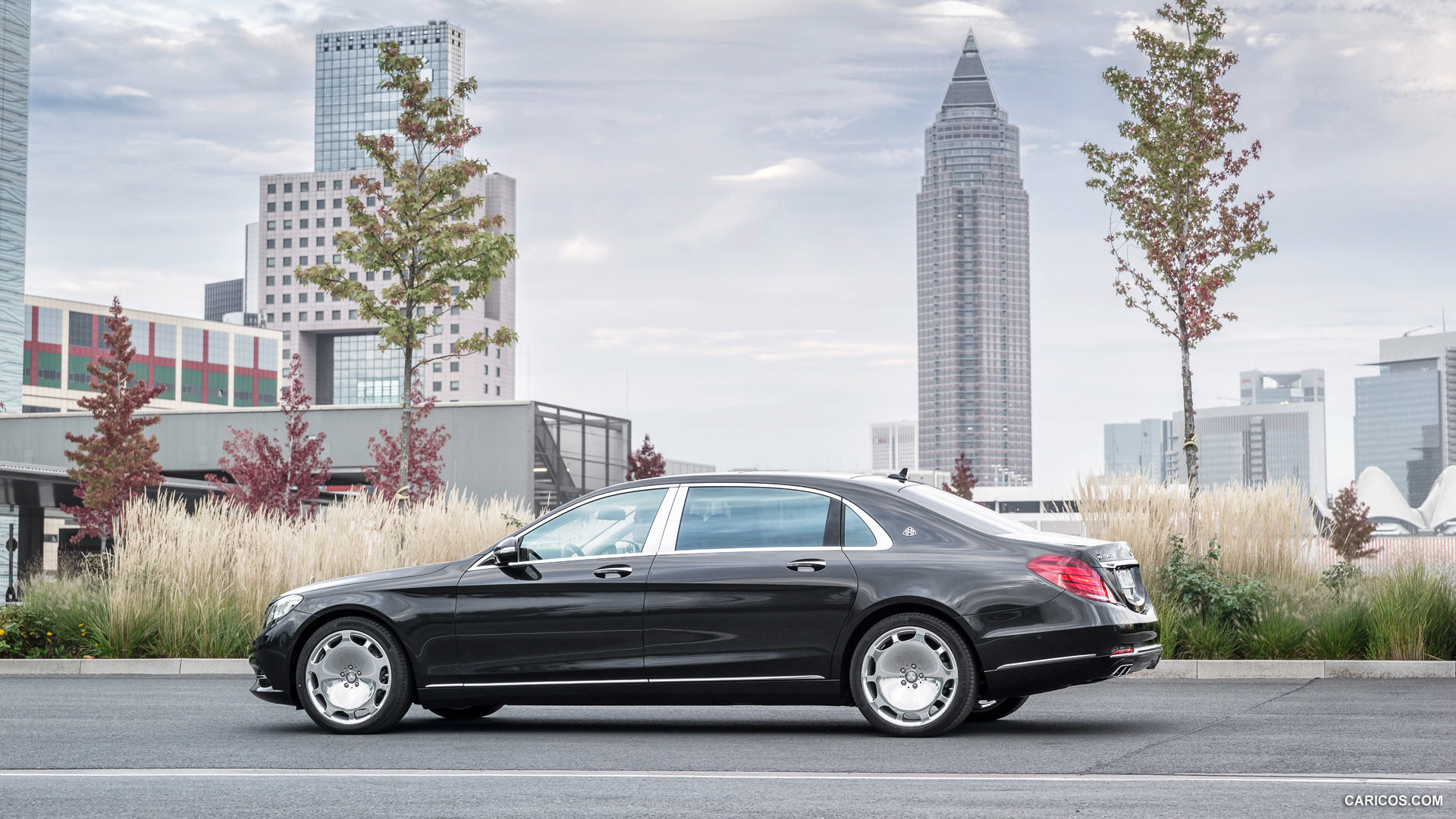 2016 Mercedes-Maybach S-Class S600 - Side, #21 of 225