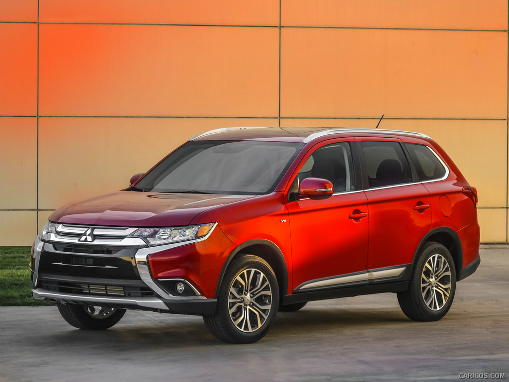 2016 Mitsubishi Outlander  - Front