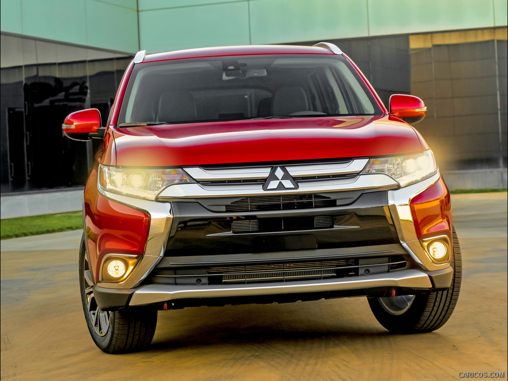 2016 Mitsubishi Outlander  - Front