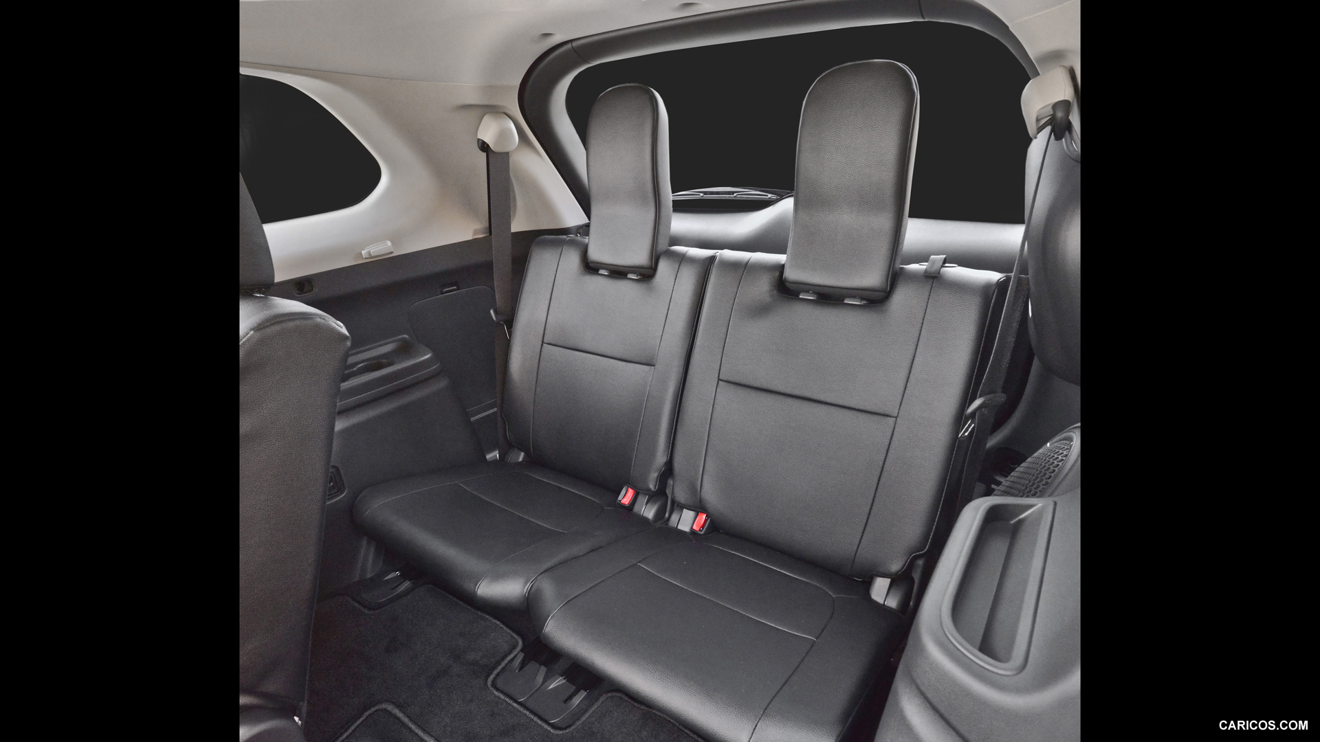 2016 Mitsubishi Outlander - Third Row Seating - Interior, #46 of 46