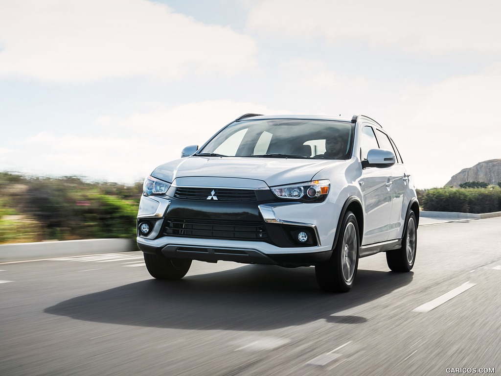 2016 Mitsubishi Outlander Sport SEL - Front