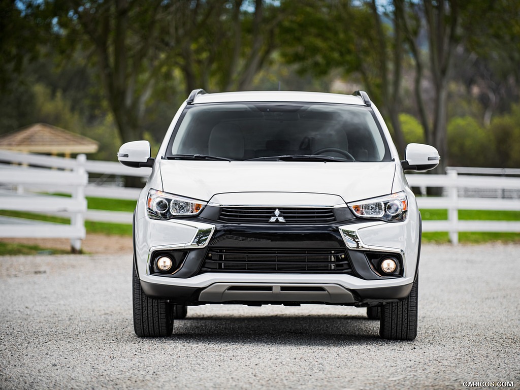 2016 Mitsubishi Outlander Sport SEL - Front