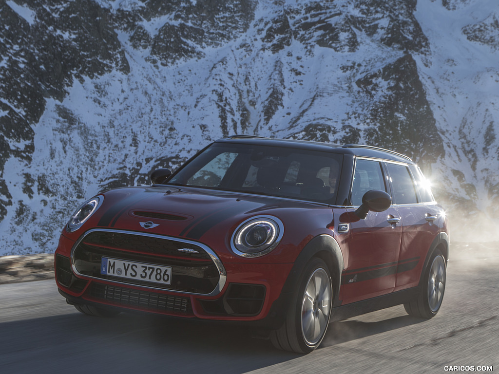 2017 MINI Clubman John Cooper Works - Front Three-Quarter