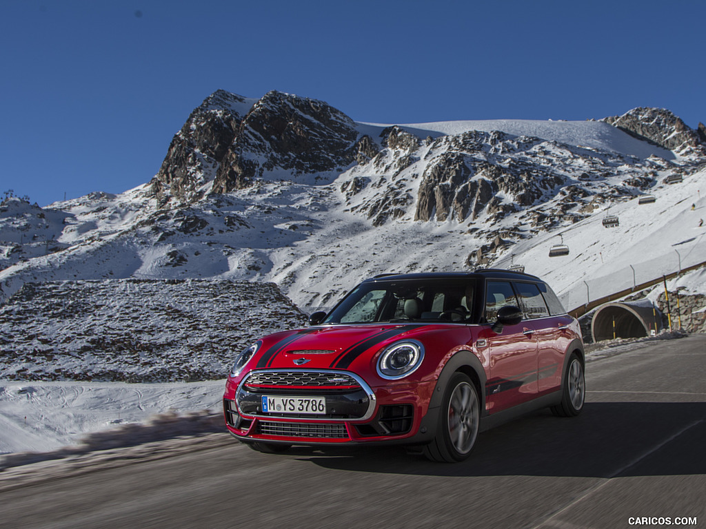 2017 MINI Clubman John Cooper Works - Front Three-Quarter