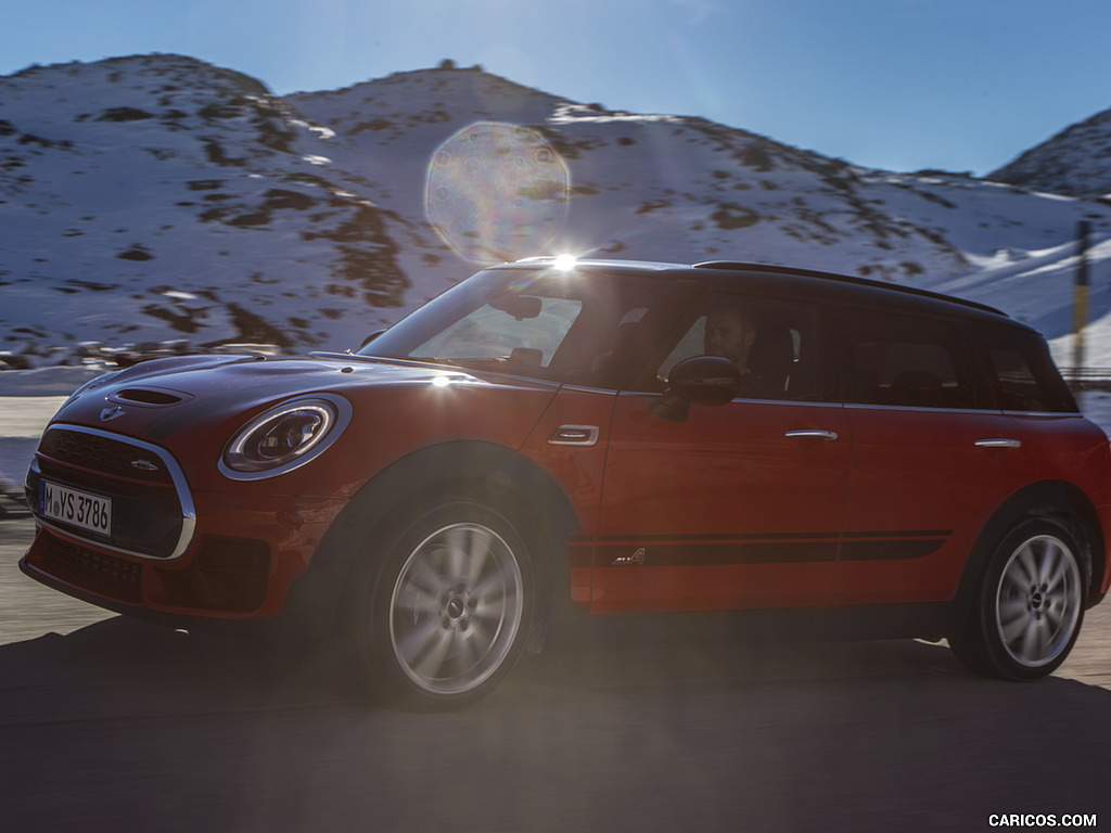 2017 MINI Clubman John Cooper Works - Side