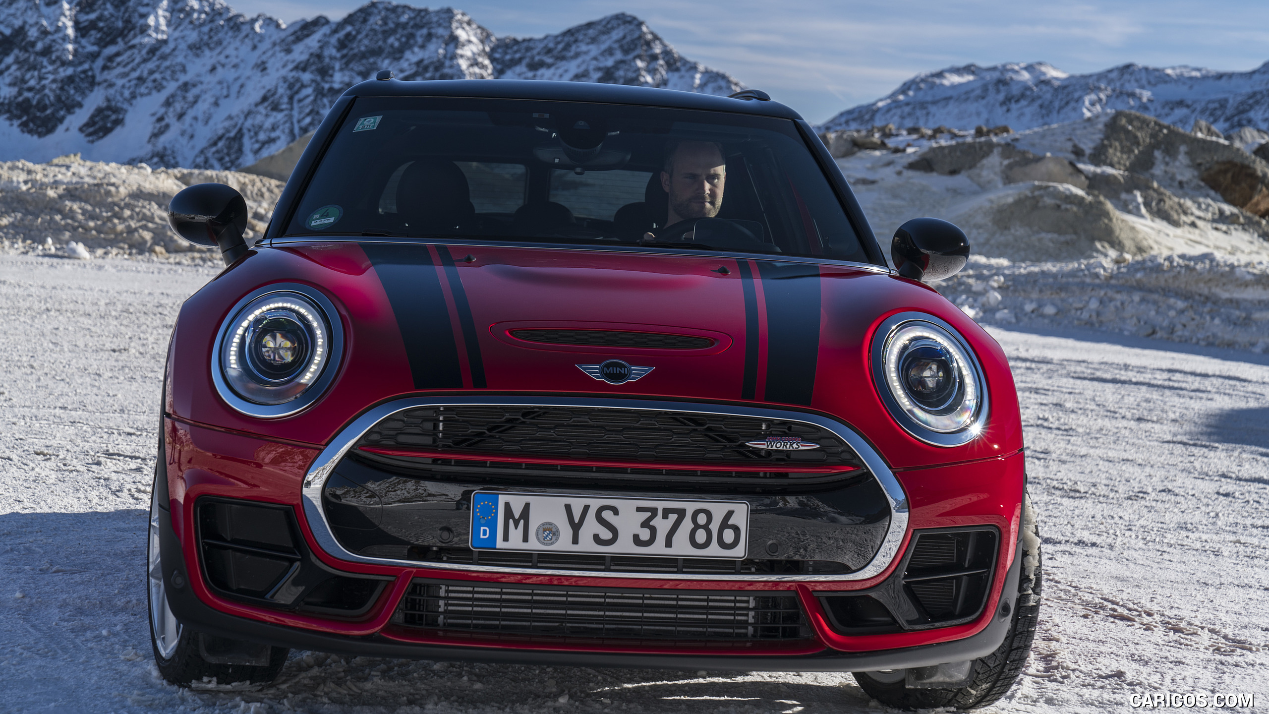 2017 MINI Clubman John Cooper Works in Snow - Front, #37 of 72