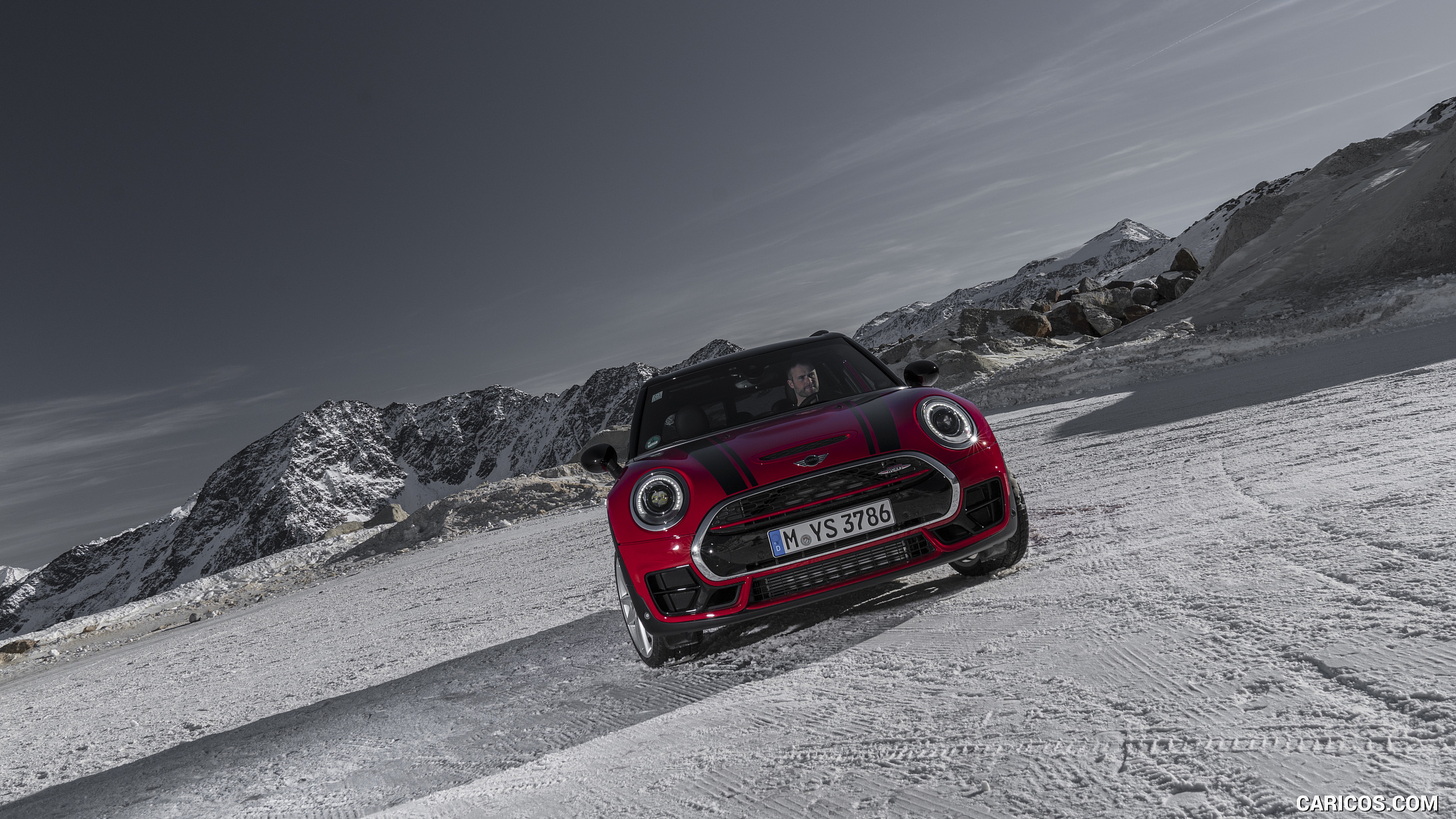 2017 MINI Clubman John Cooper Works in Snow - Front, #50 of 72