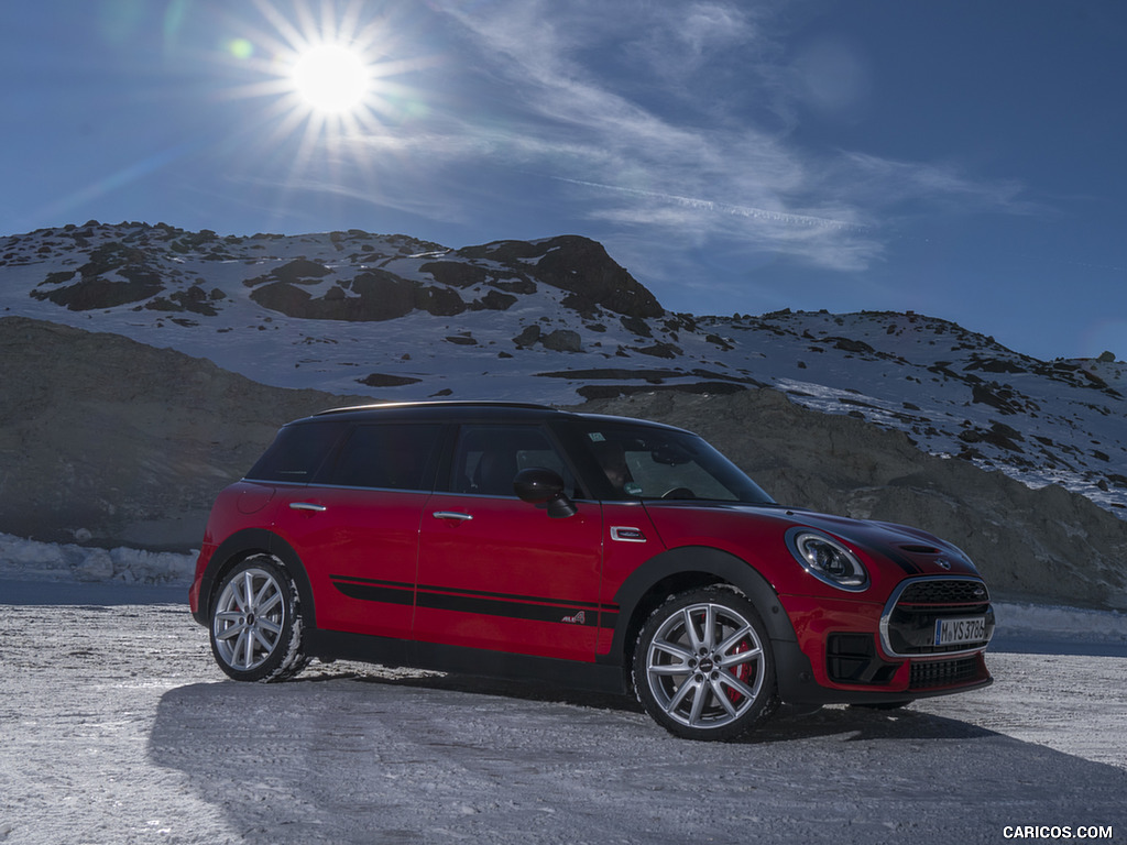 2017 MINI Clubman John Cooper Works in Snow - Side