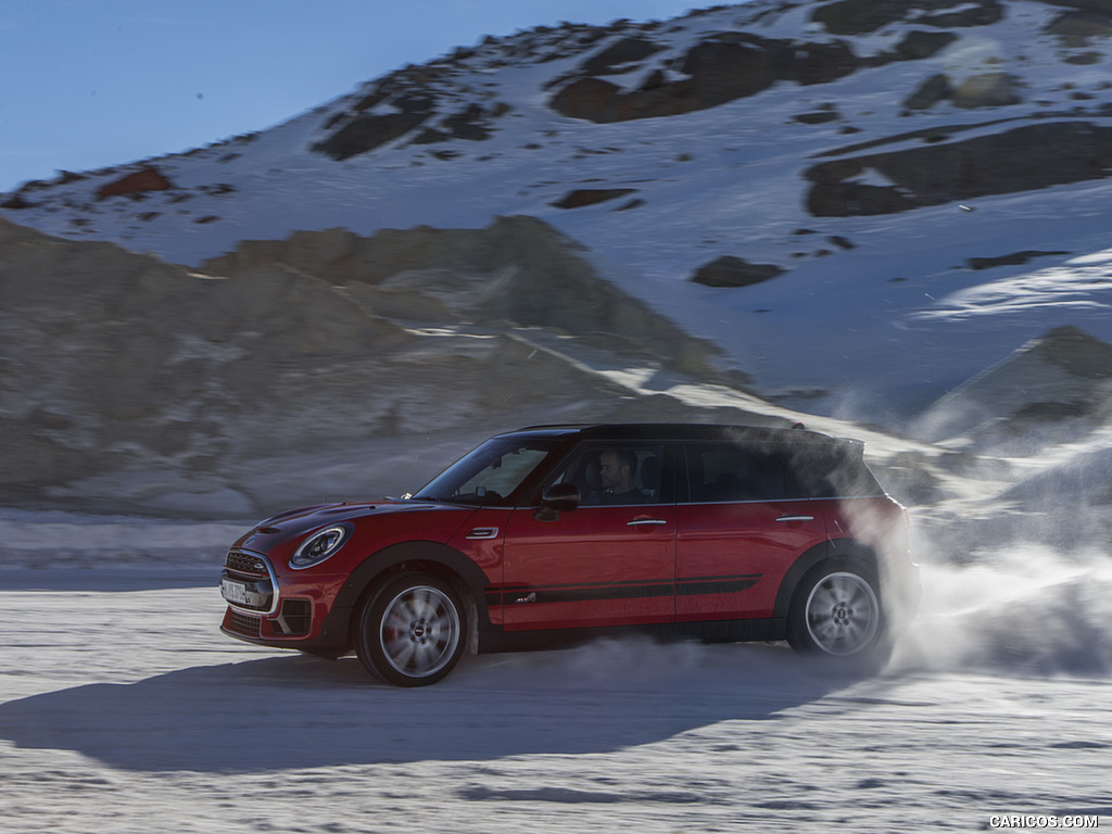 2017 MINI Clubman John Cooper Works in Snow - Side