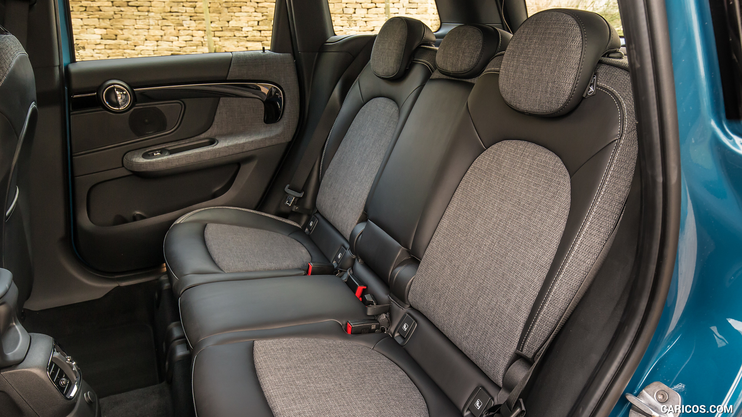 2017 MINI Cooper D Countryman (UK-Spec) - Interior, Rear Seats, #337 of 372