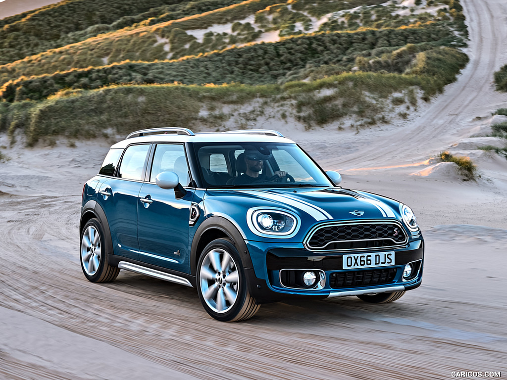 2017 MINI Cooper S Countryman ALL4 - Front