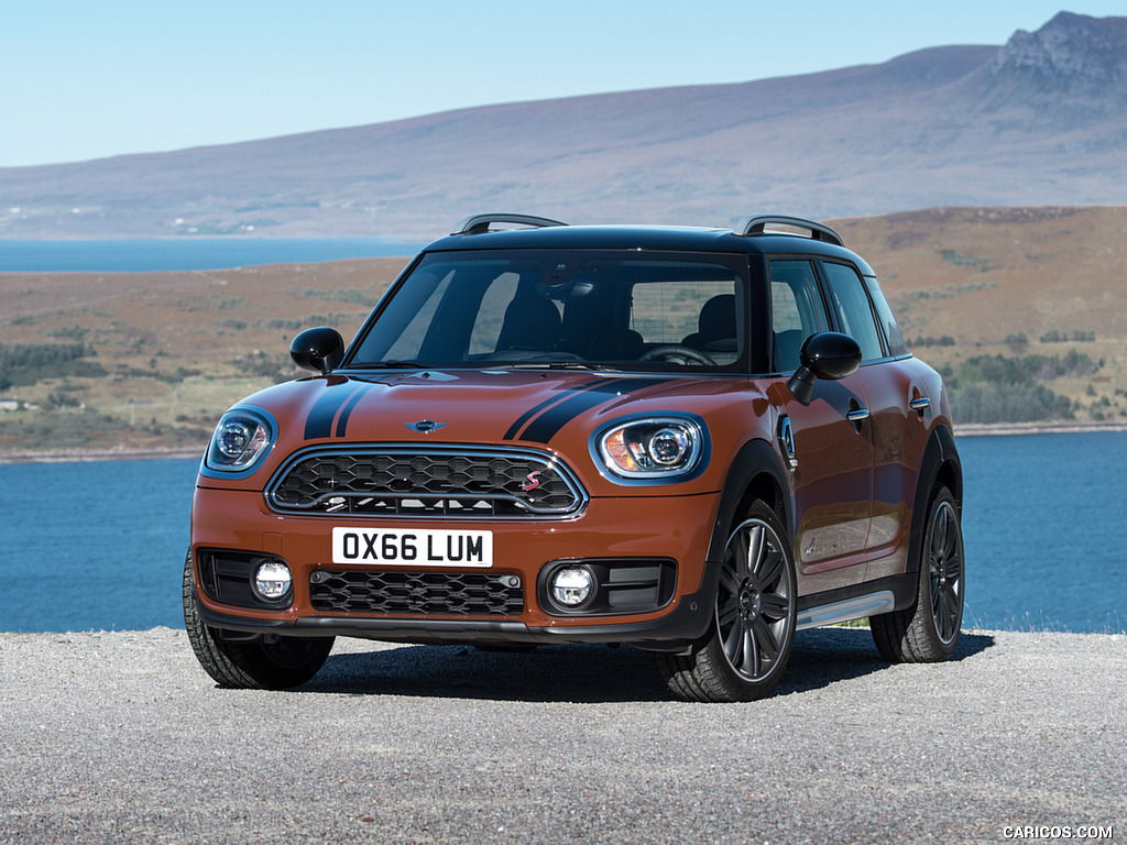 2017 MINI Cooper S Countryman ALL4 - Front