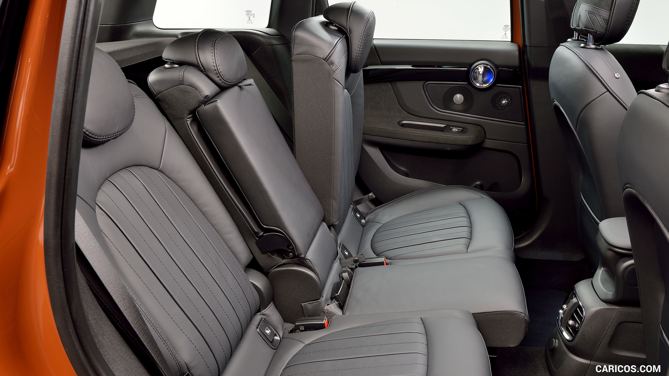 2017 MINI Cooper S Countryman ALL4 - Interior, Rear Seats, #233 of 372