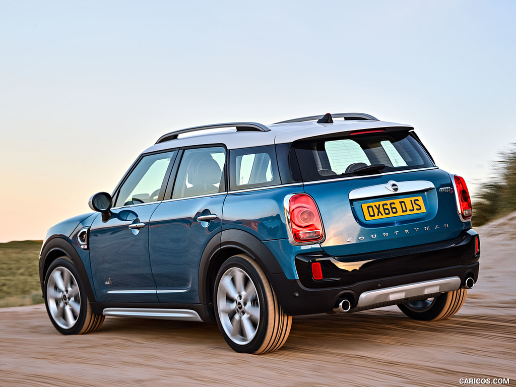 2017 MINI Cooper S Countryman ALL4 - Rear Three-Quarter