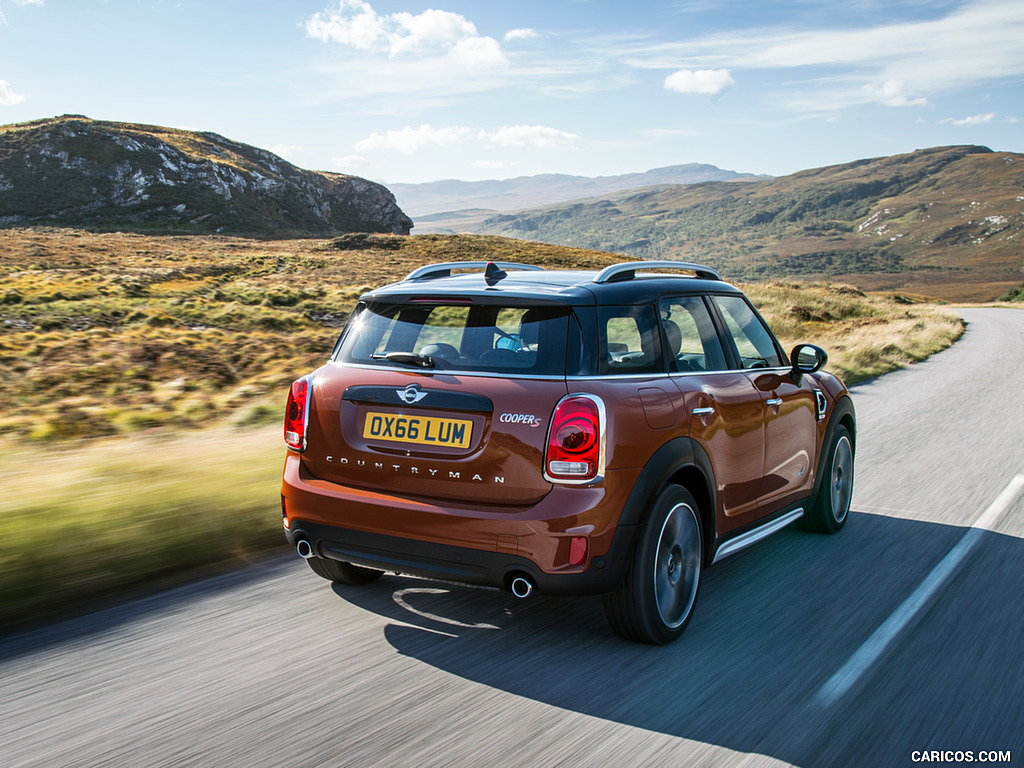 2017 MINI Cooper S Countryman ALL4 - Rear Three-Quarter