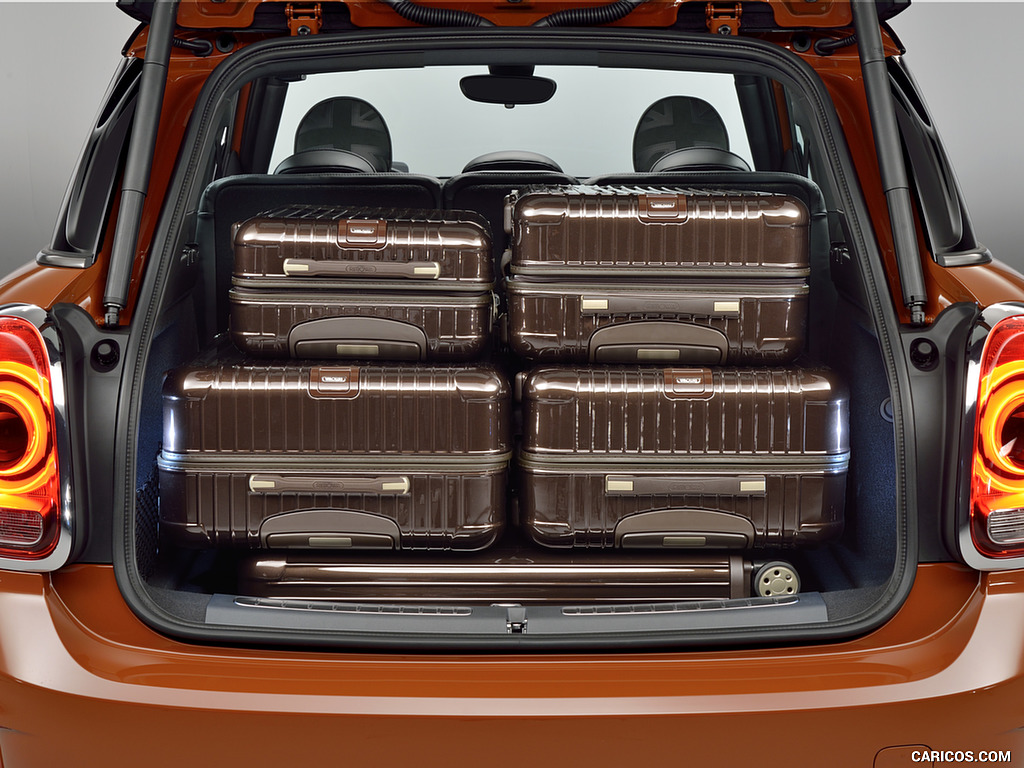 2017 MINI Cooper S Countryman ALL4 - Trunk