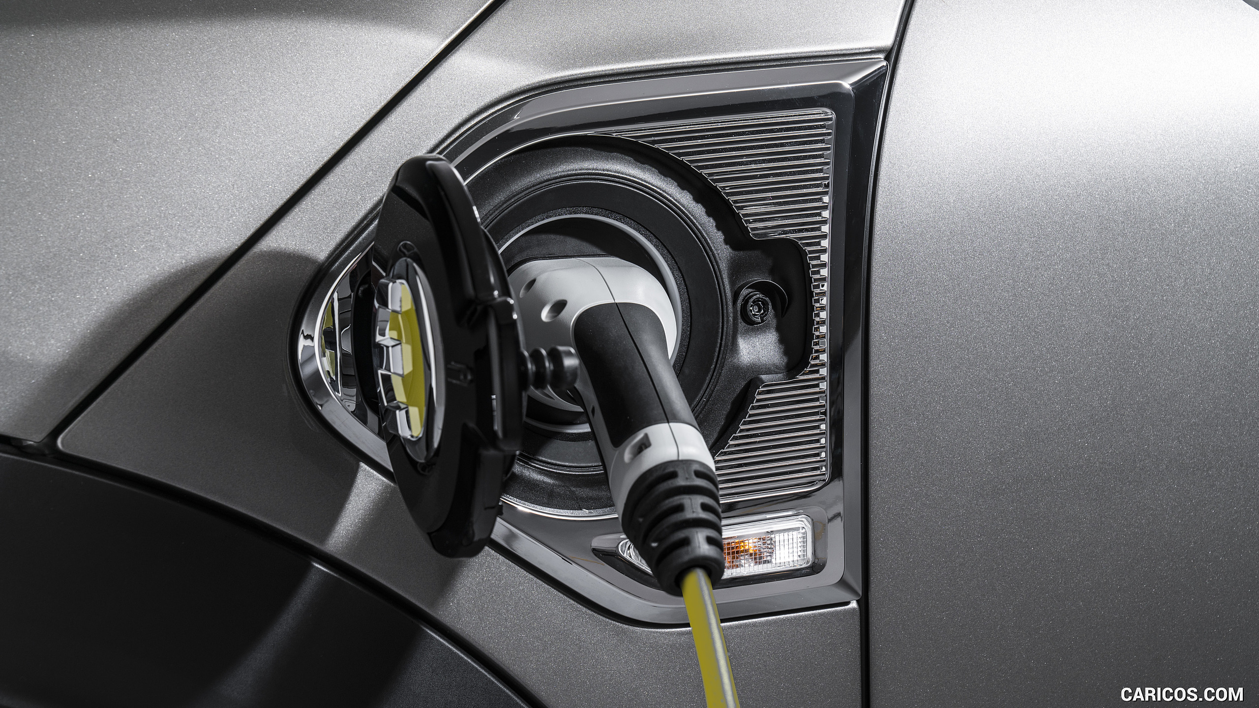 2017 MINI Cooper S E Countryman ALL4 Plug-in-Hybrid - Charging, #285 of 372