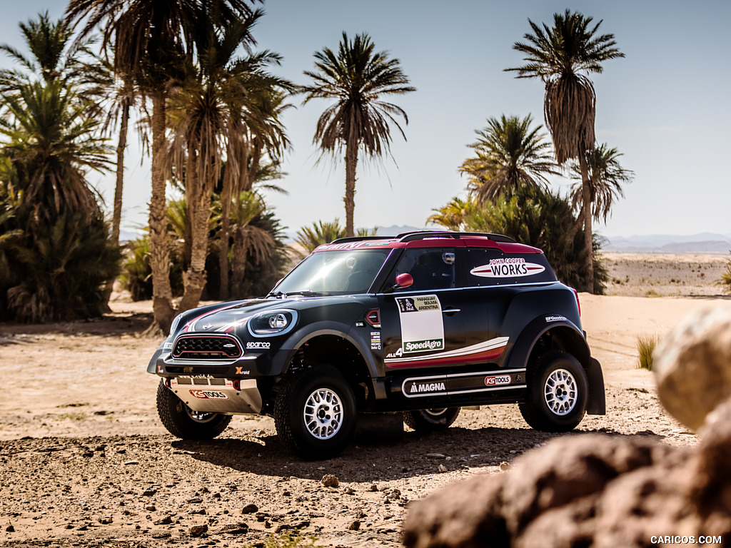 2017 MINI Countryman John Cooper Works Rally - Front Three-Quarter