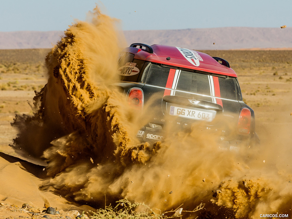 2017 MINI Countryman John Cooper Works Rally - In a Desert - Rear