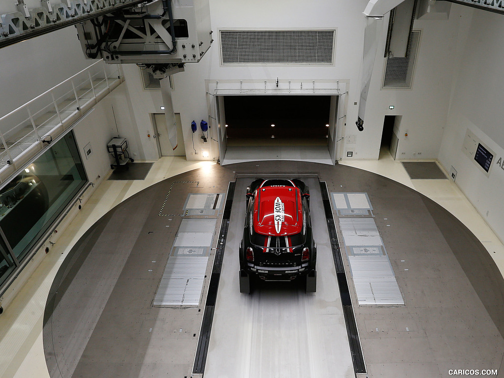 2017 MINI Countryman John Cooper Works Rally - In a Wind Tunnel