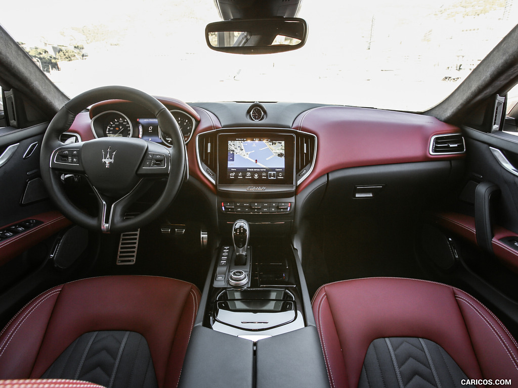 2017 Maserati Ghibli SQ4 Luxury Package - Interior, Cockpit