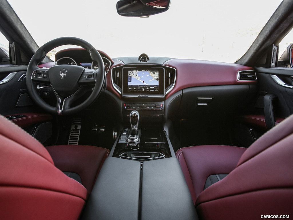 2017 Maserati Ghibli SQ4 Luxury Package - Interior, Cockpit