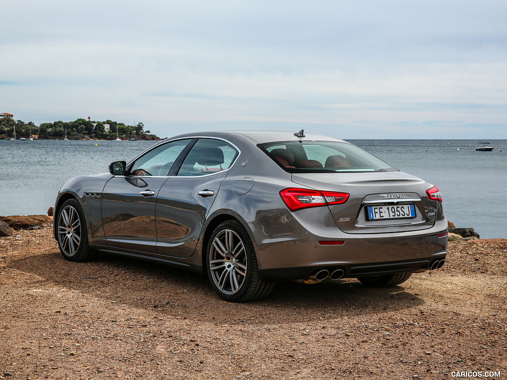 2017 Maserati Ghibli SQ4 Luxury Package - Rear Three-Quarter