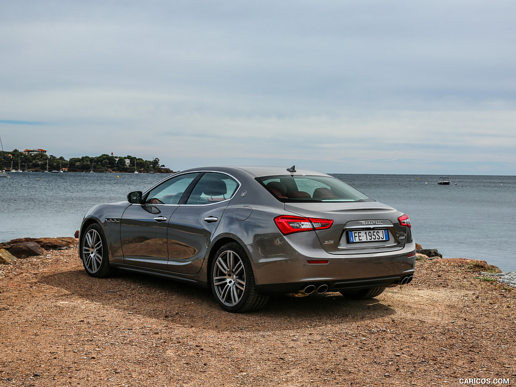 2017 Maserati Ghibli SQ4 Luxury Package - Rear Three-Quarter