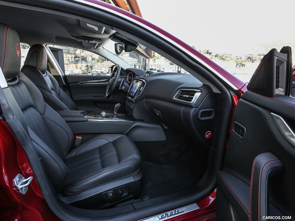 2017 Maserati Ghibli SQ4 Sport Package - Interior, Front Seats