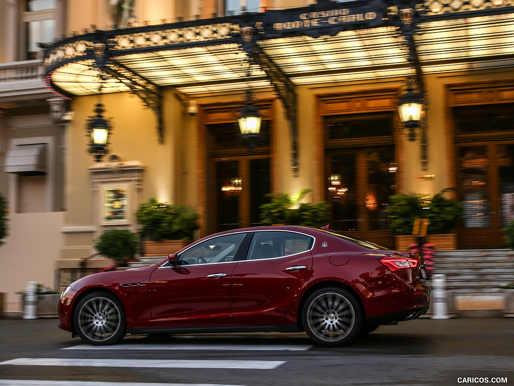 2017 Maserati Ghibli SQ4 Sport Package - Side