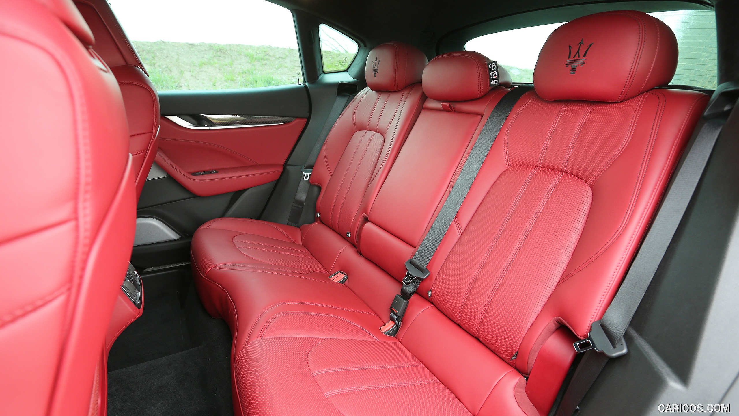 2017 Maserati Levante SUV - Interior, Rear Seats, #100 of 119
