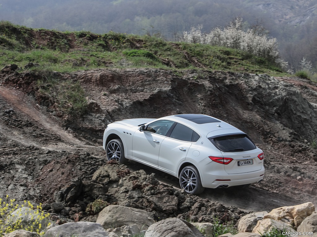 2017 Maserati Levante SUV - Off-Road