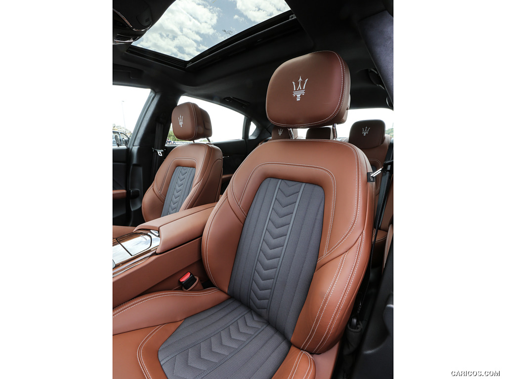 2017 Maserati Quattroporte GTS GranLusso - Interior, Front Seats