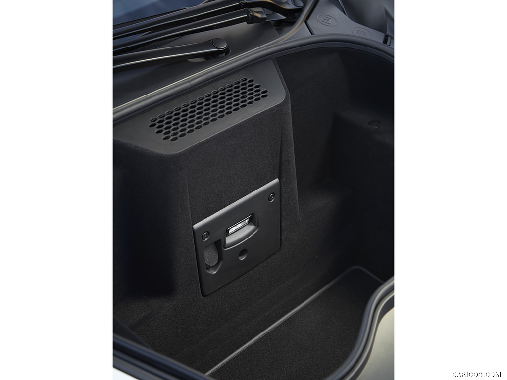 2017 McLaren 570GT - Luggage Compartment