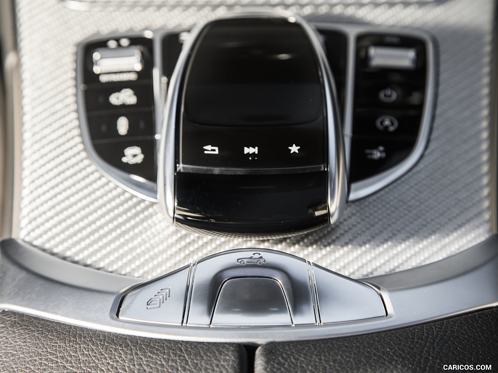 2017 Mercedes-AMG C43 Cabrio (US-Spec) - Interior, Controls