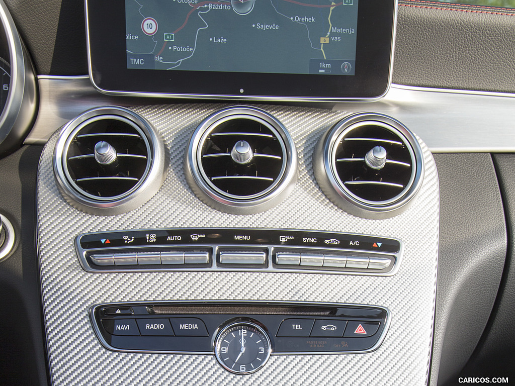 2017 Mercedes-AMG C43 Cabriolet - Interior, Detail