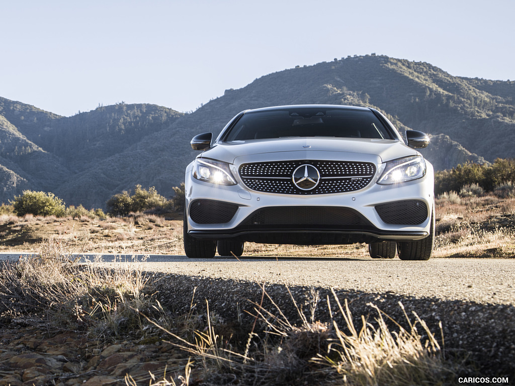 2017 Mercedes-AMG C43 Coupe (US-Spec) - Front