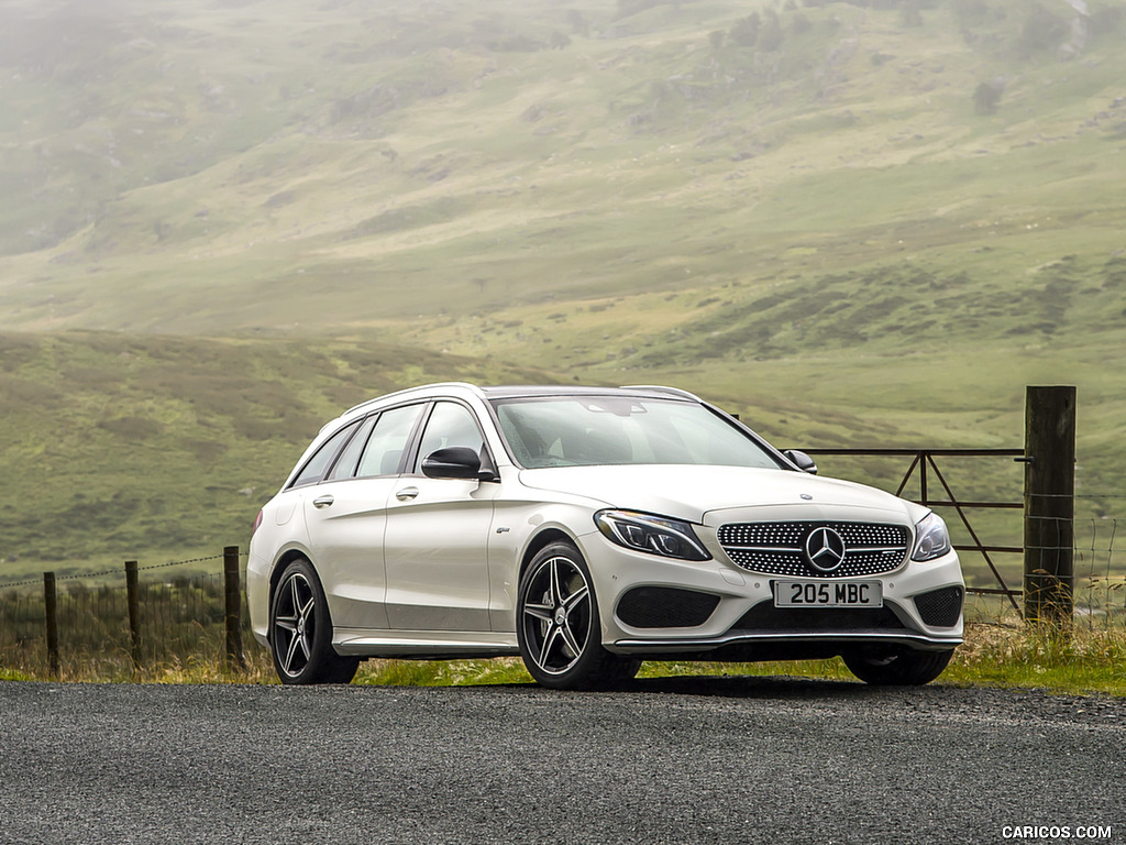 2017 Mercedes-AMG C43 Estate (UK-Spec) - Front Three-Quarter