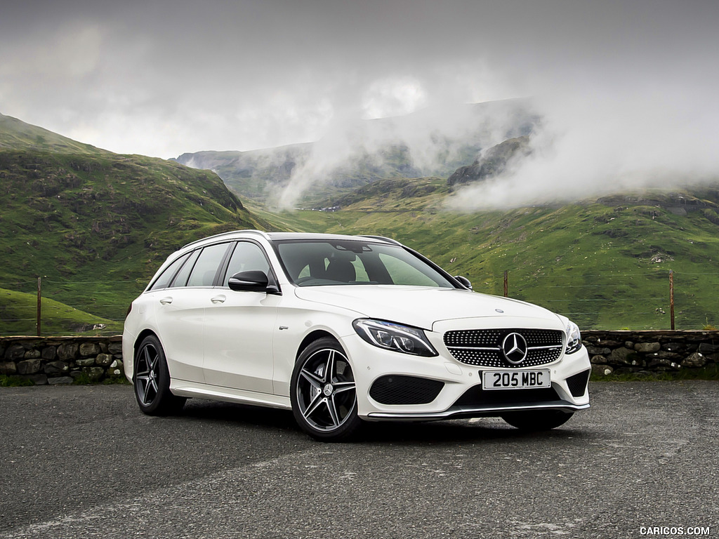 2017 Mercedes-AMG C43 Estate (UK-Spec) - Front Three-Quarter